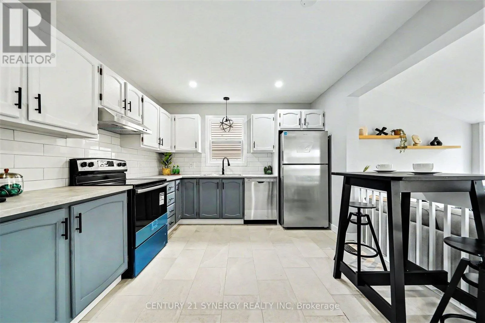 31 WILLOW GLEN DRIVE