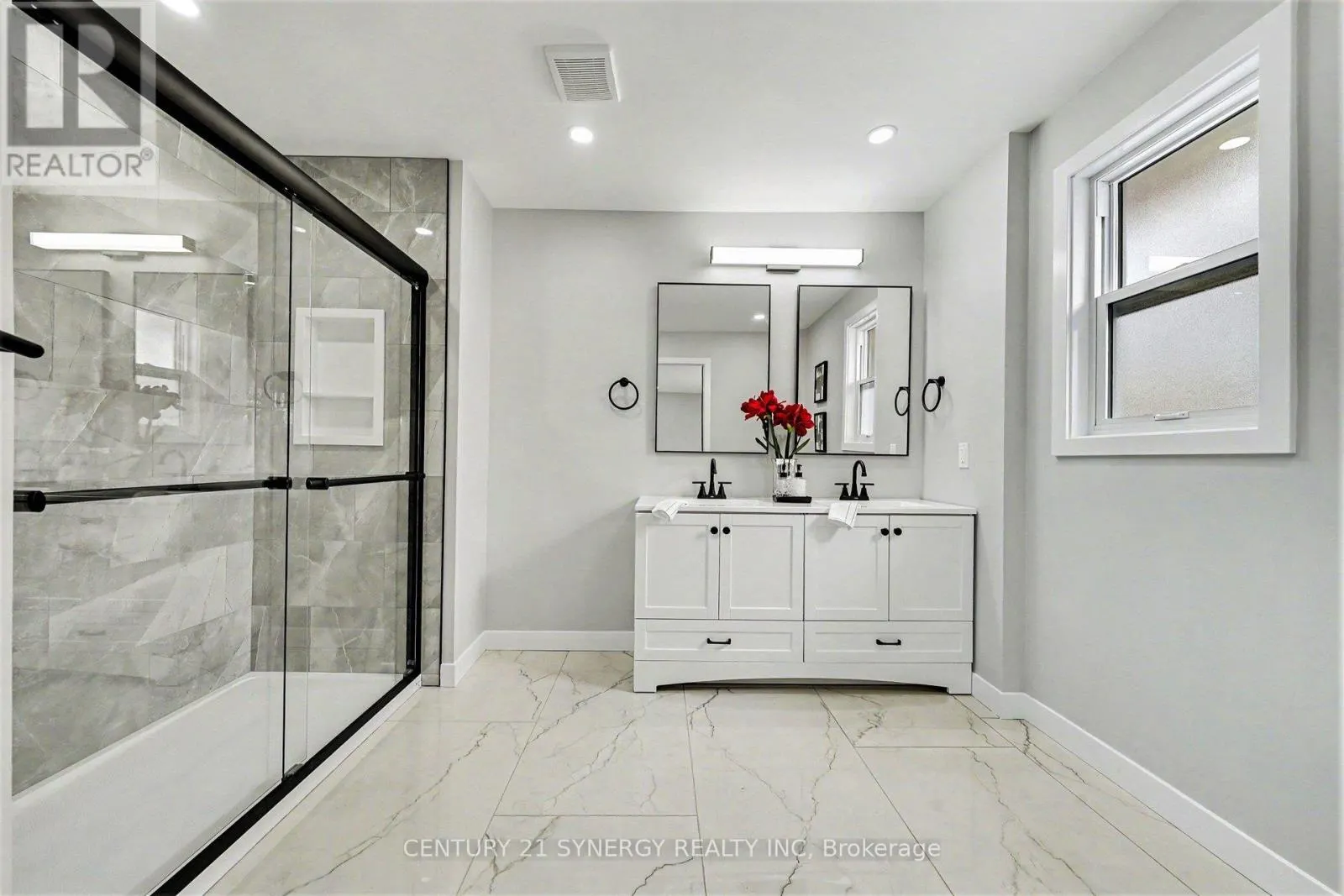 31 WILLOW GLEN DRIVE