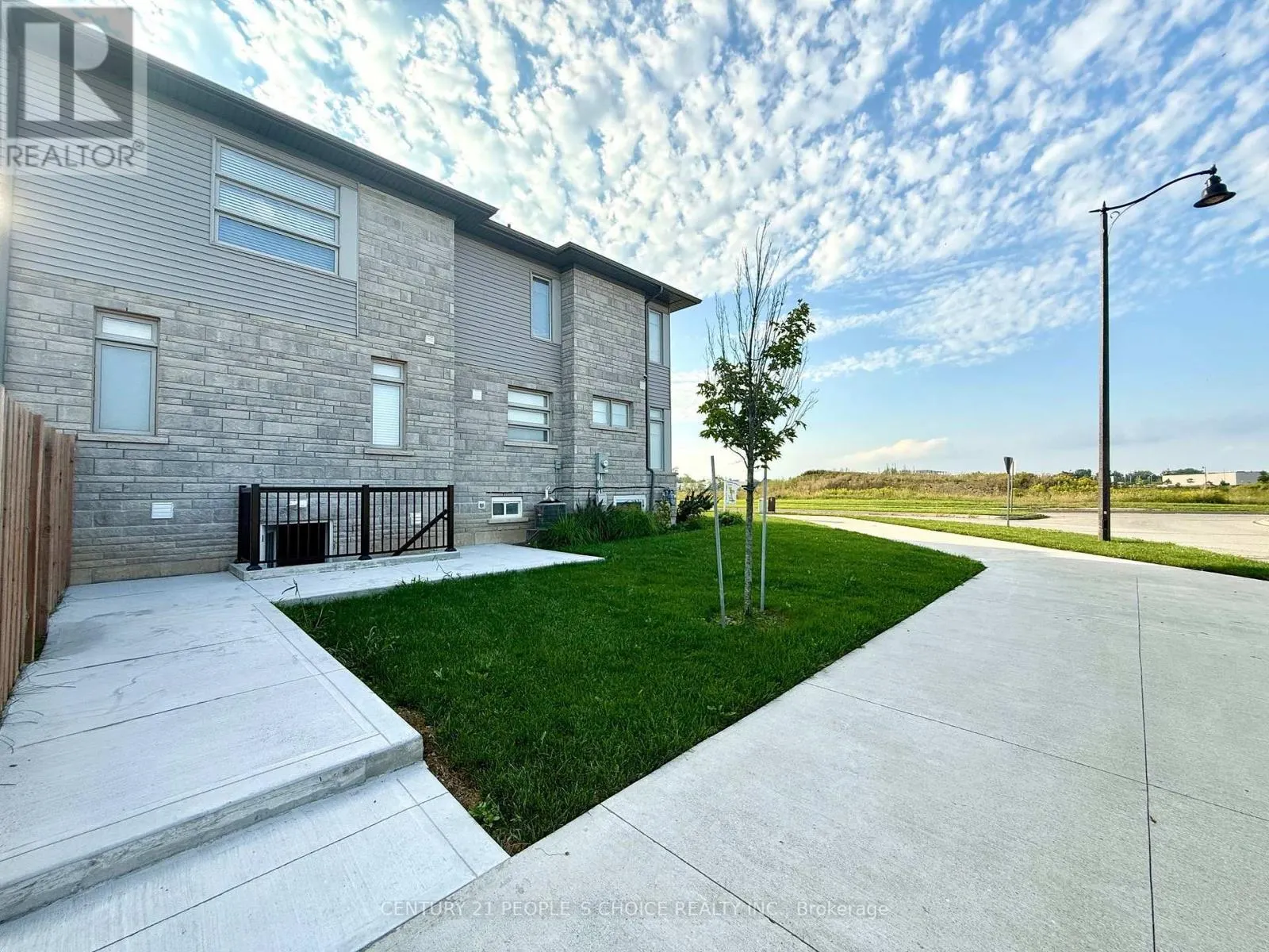 BASEMENT - 72 SUMMERSIDES BOULEVARD S