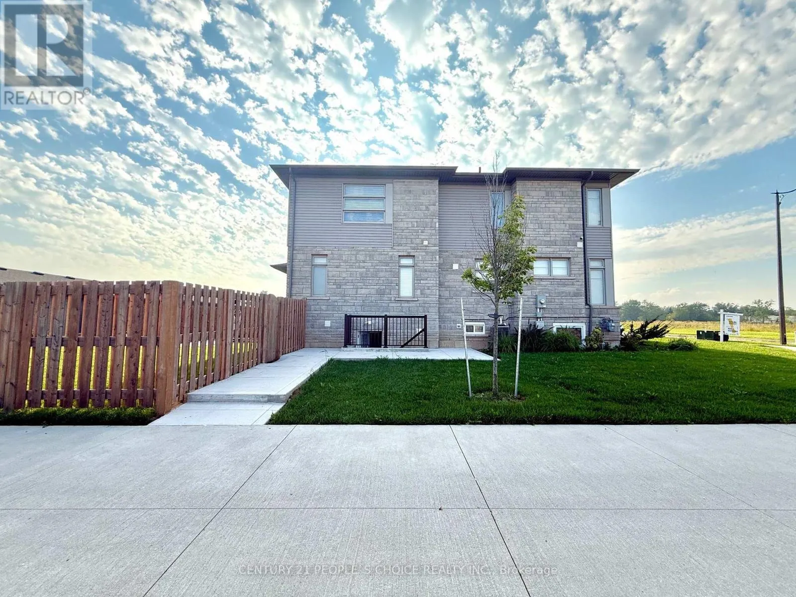 BASEMENT - 72 SUMMERSIDES BOULEVARD S