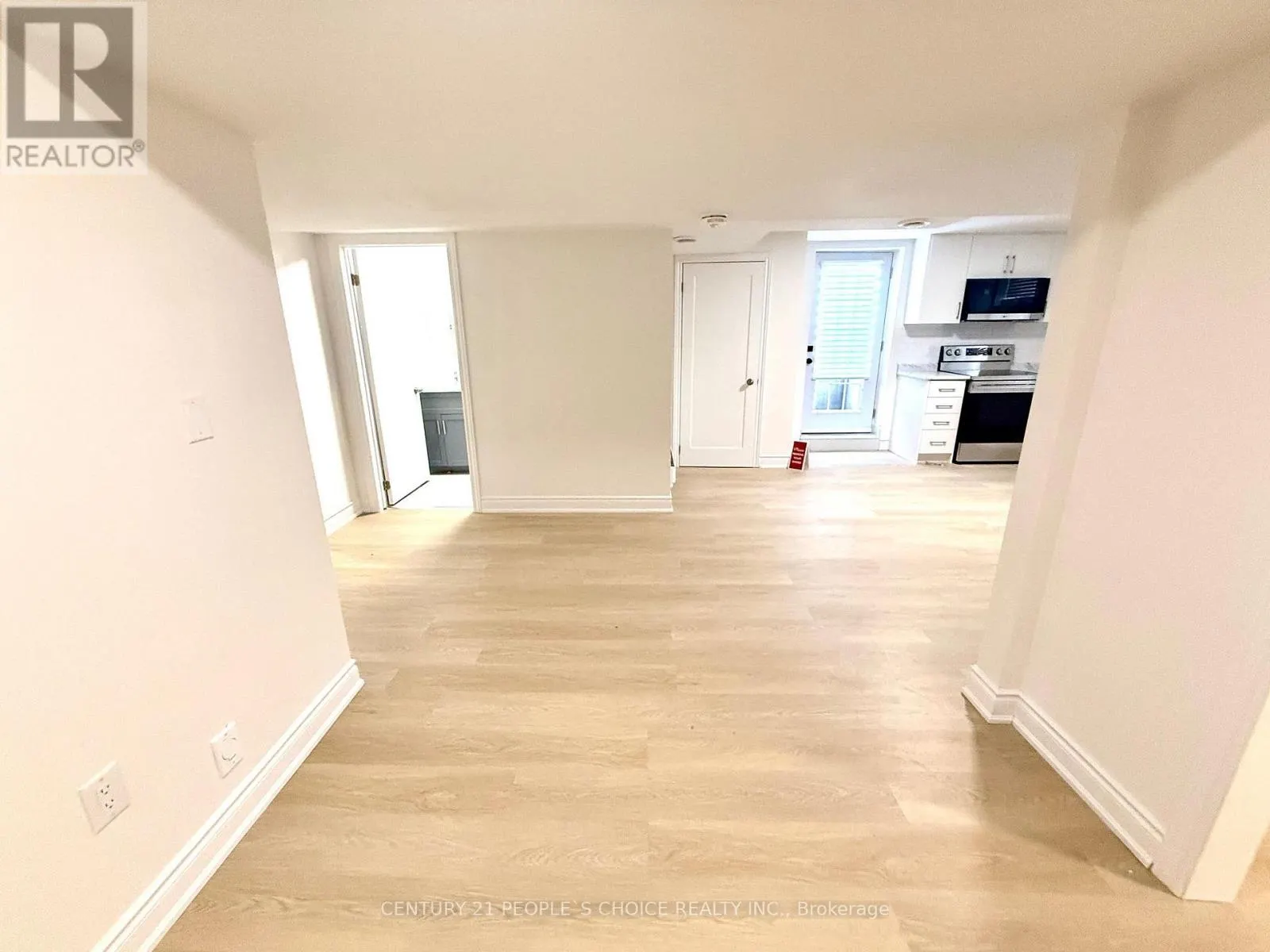 BASEMENT - 72 SUMMERSIDES BOULEVARD S