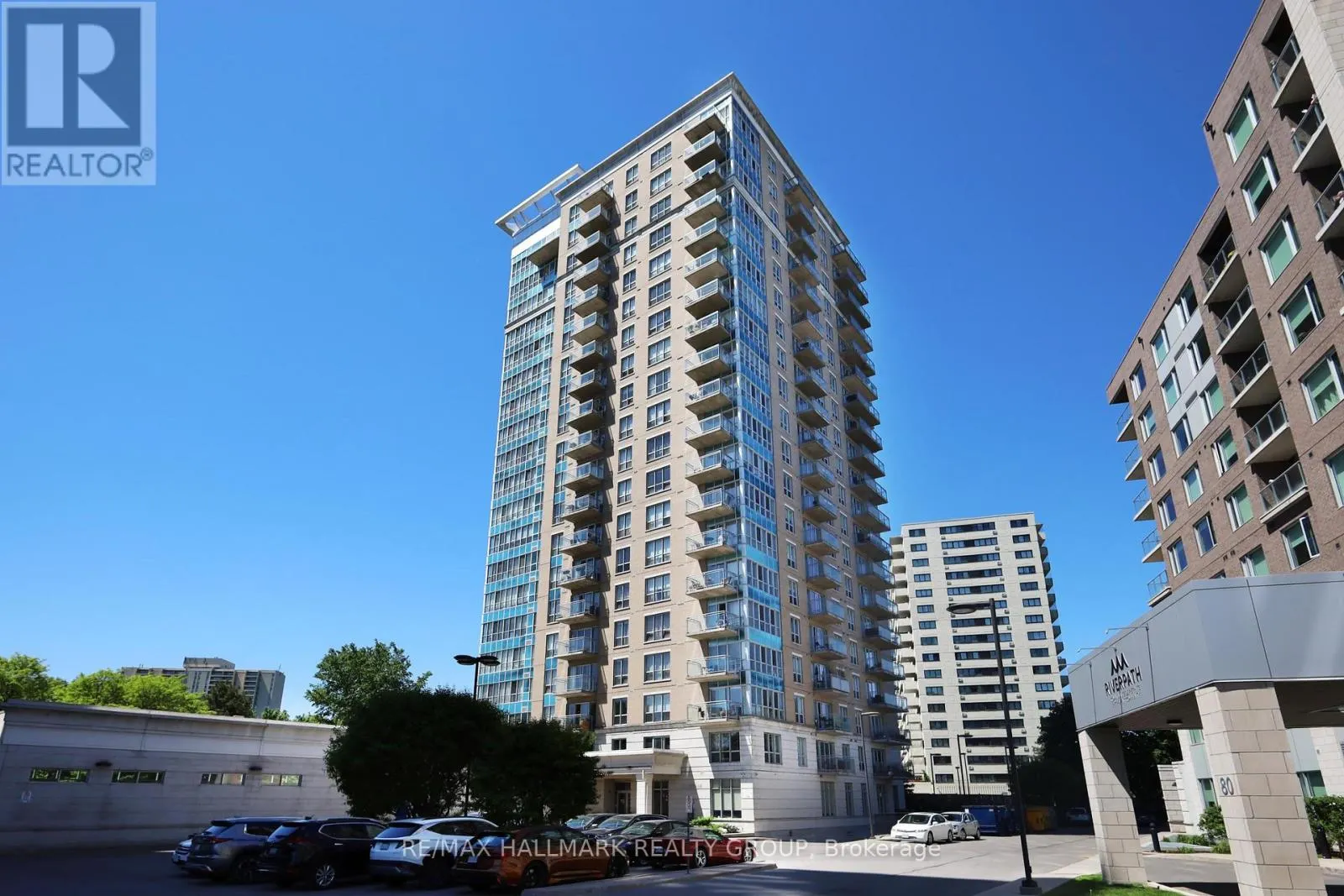 1503 - 70 LANDRY STREET