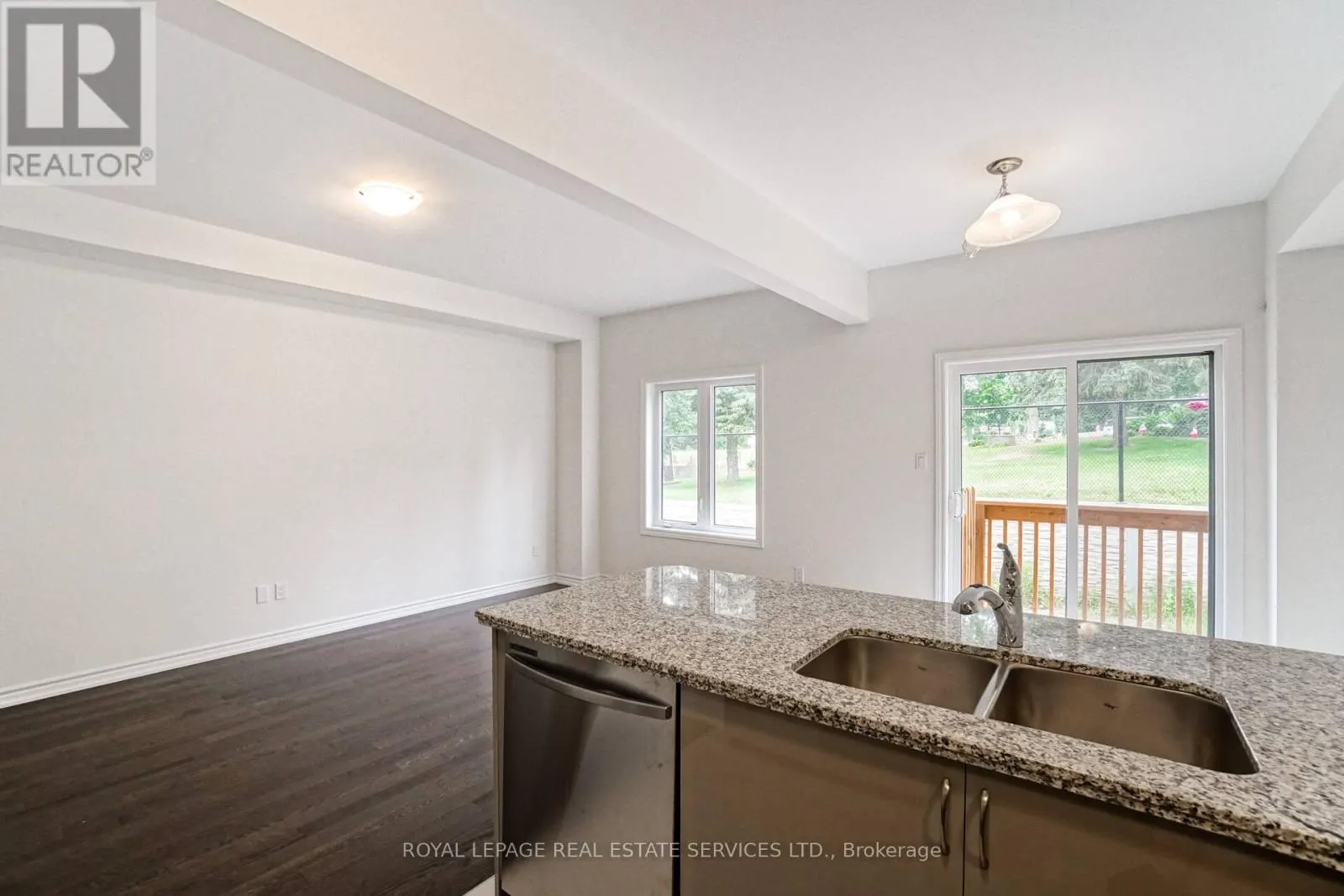 2 - 515 GARNER ROAD W