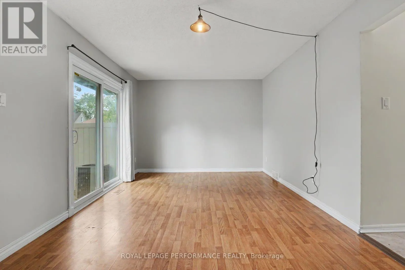 1394 RIDGEBROOK DRIVE