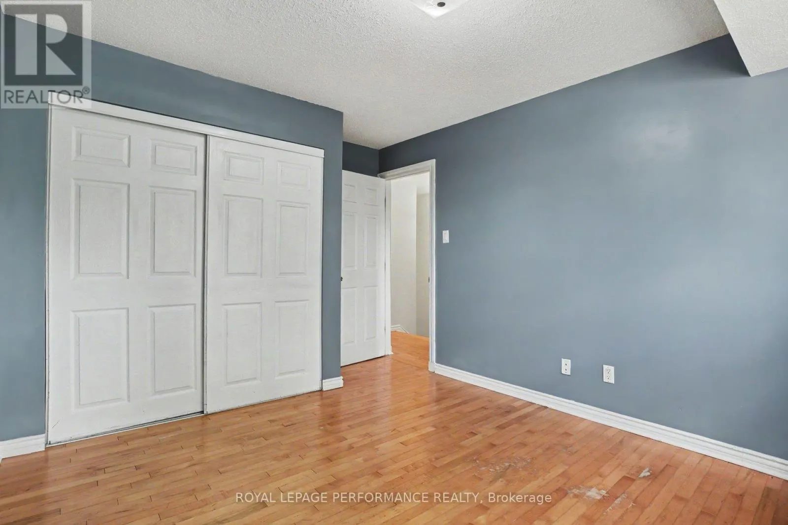 1394 RIDGEBROOK DRIVE