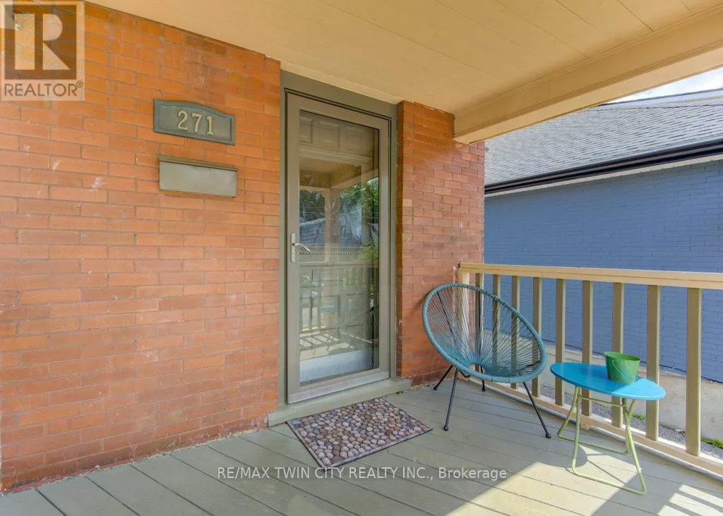 271 LONDON ROAD W