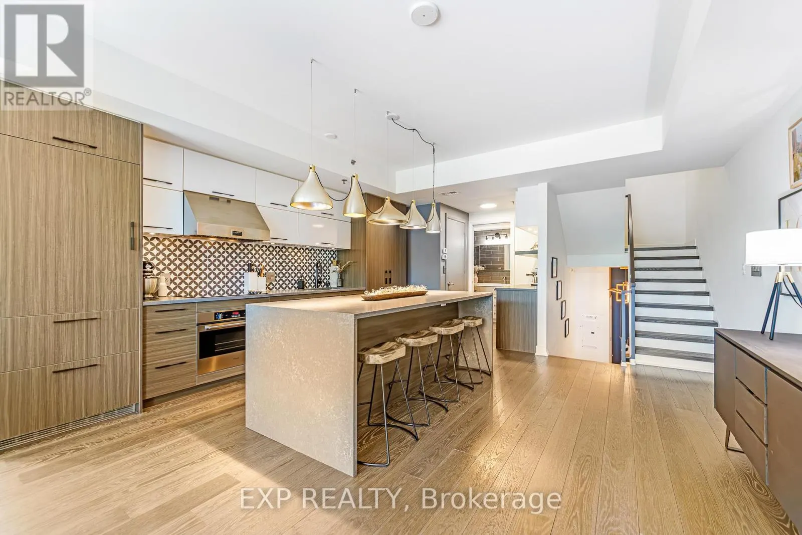 432 SPARKS STREET