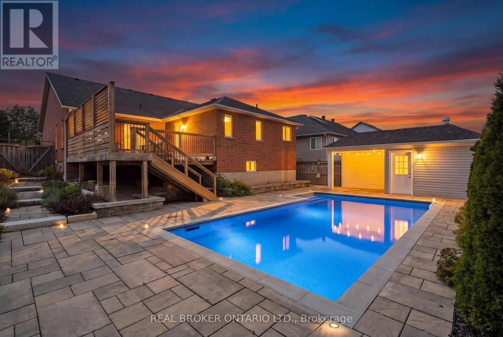236 RIDGE TOP CRESCENT