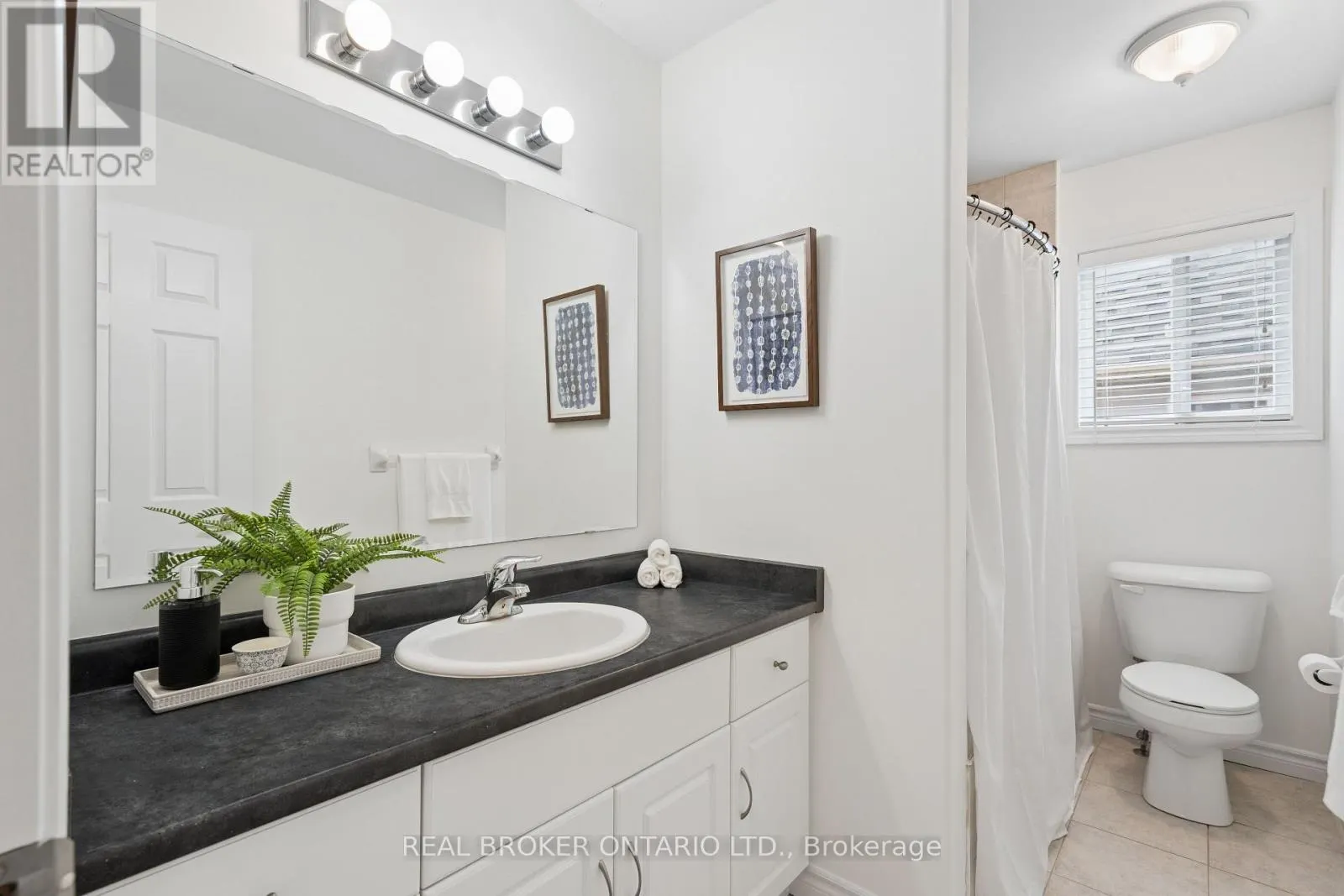 236 RIDGE TOP CRESCENT