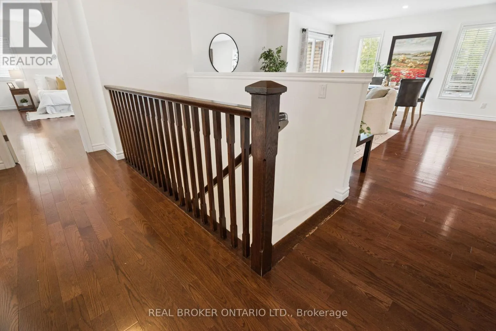 236 RIDGE TOP CRESCENT