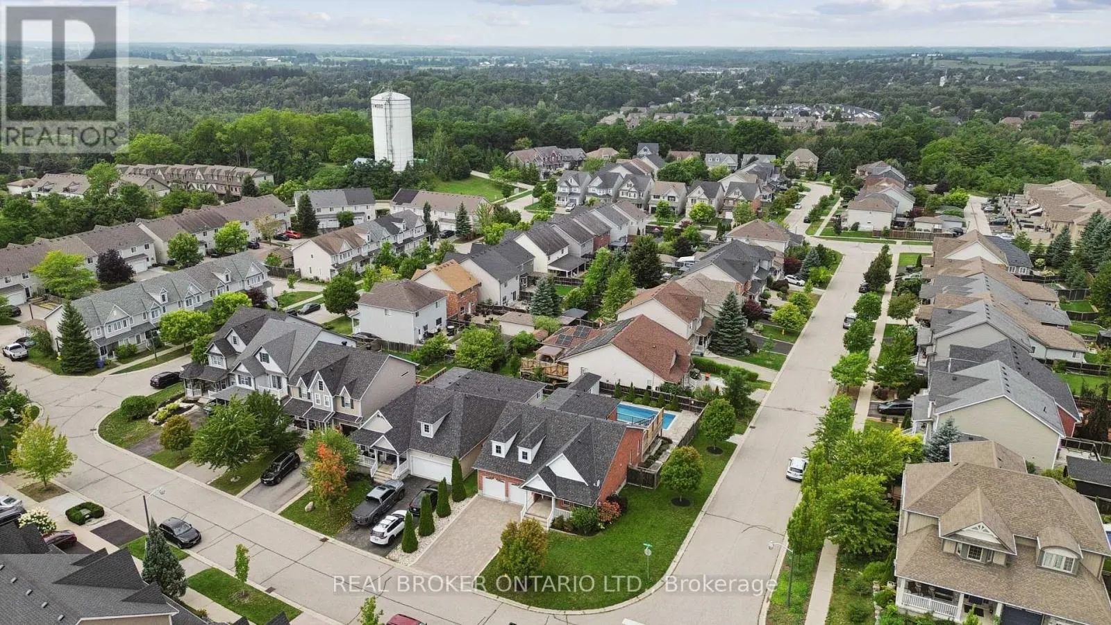 236 RIDGE TOP CRESCENT