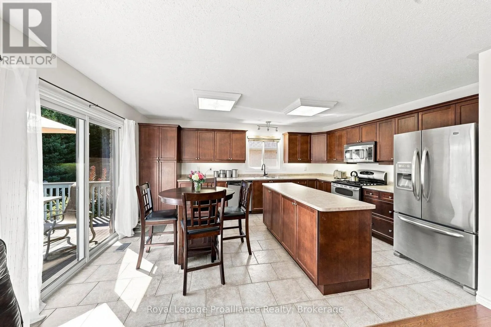 9 SENECA DRIVE