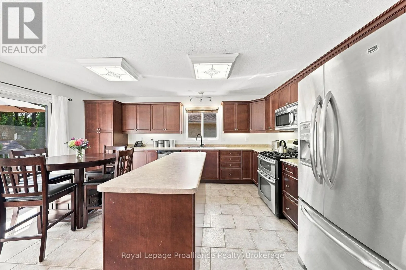 9 SENECA DRIVE