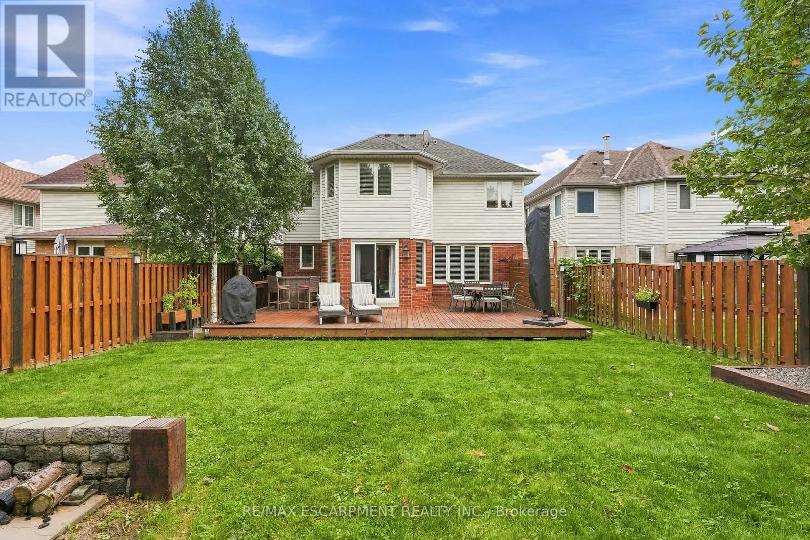 48 BRIDGEPORT CRESCENT