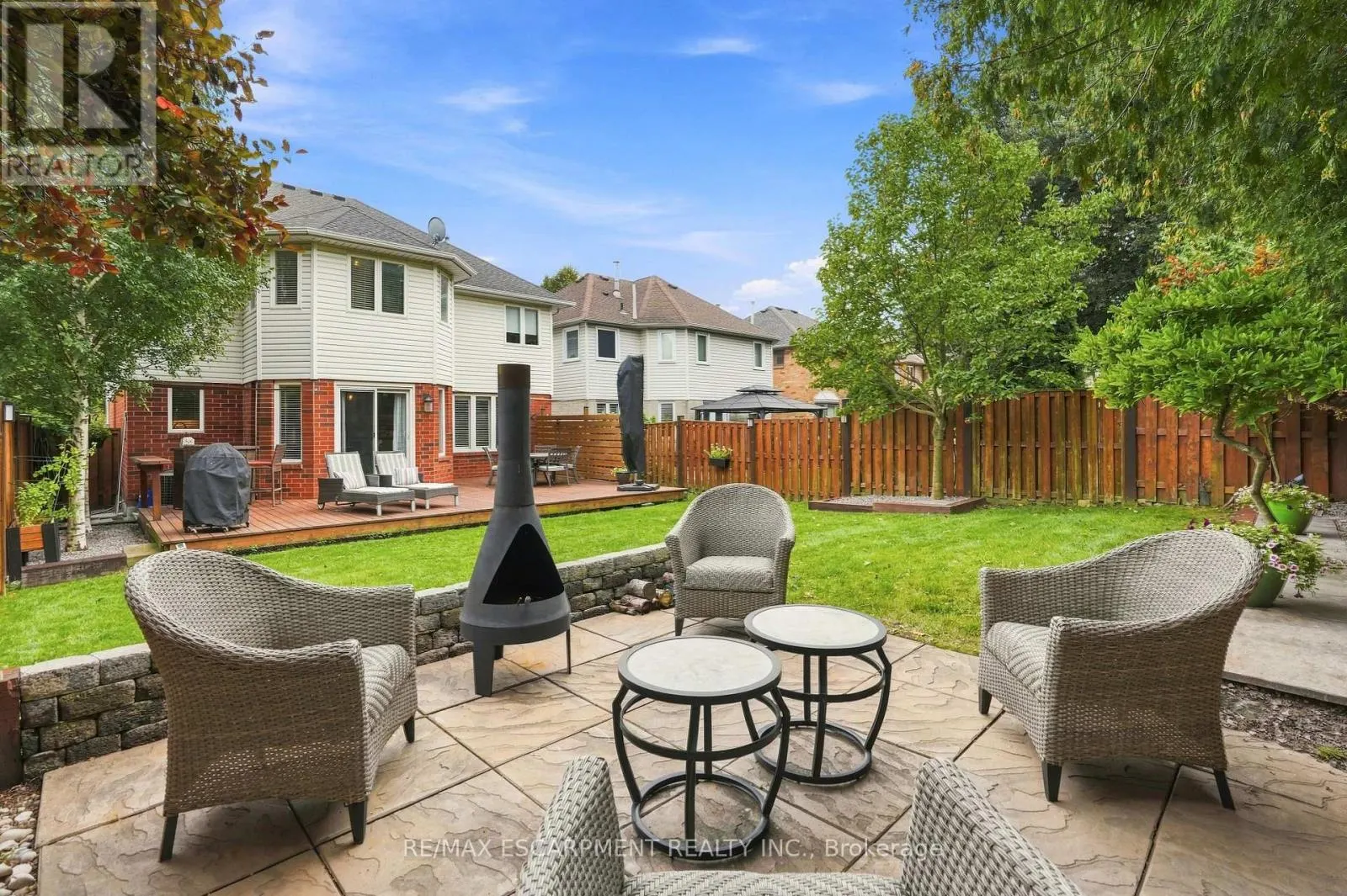 48 BRIDGEPORT CRESCENT