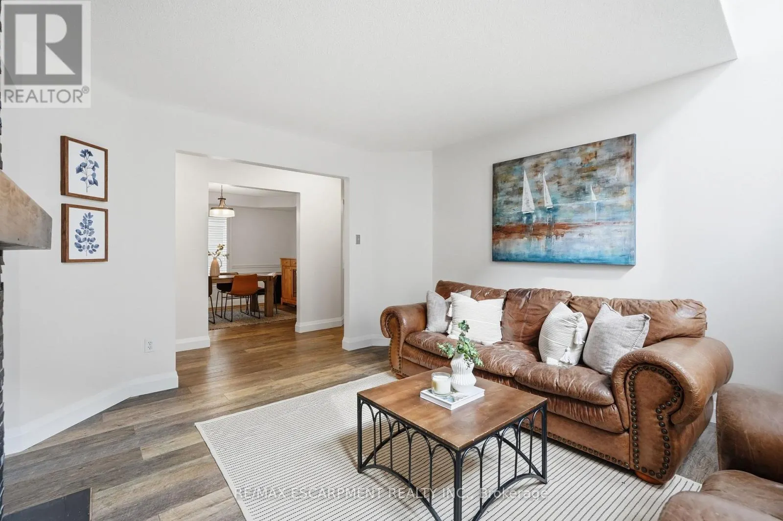 48 BRIDGEPORT CRESCENT