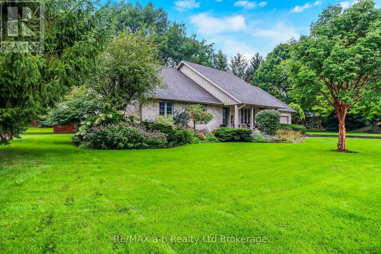 4 OTTERVIEW DRIVE