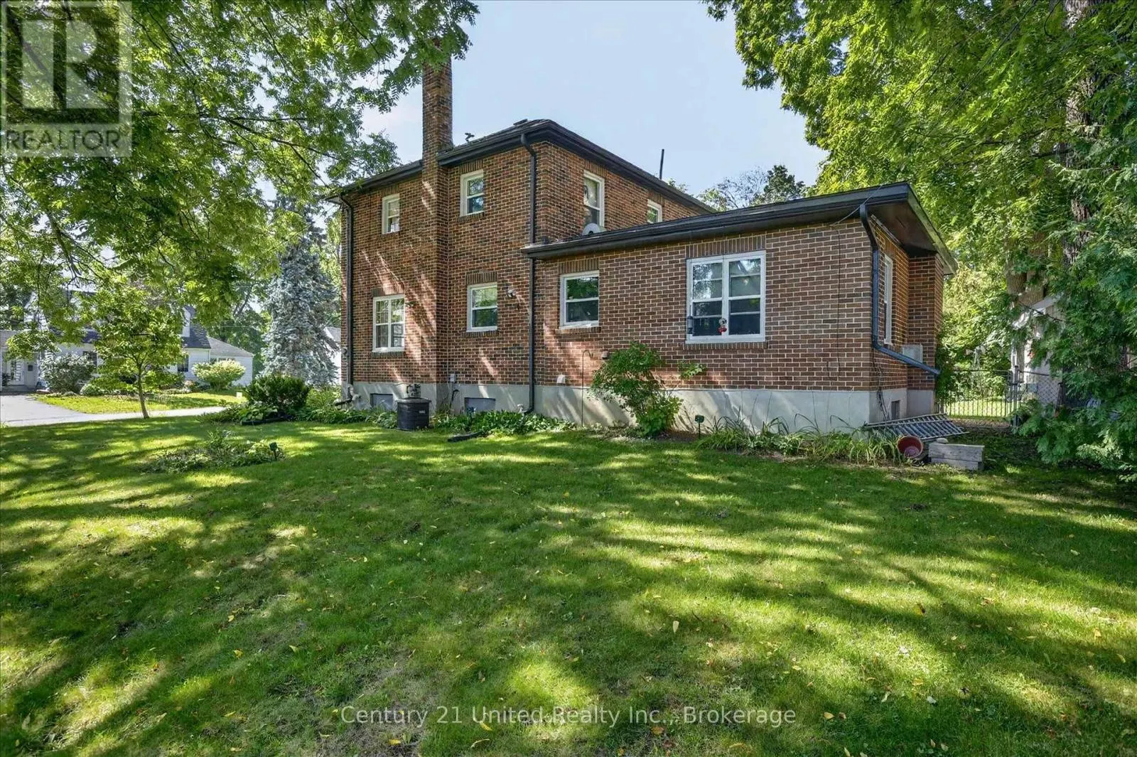 6 MIDDLETON DRIVE