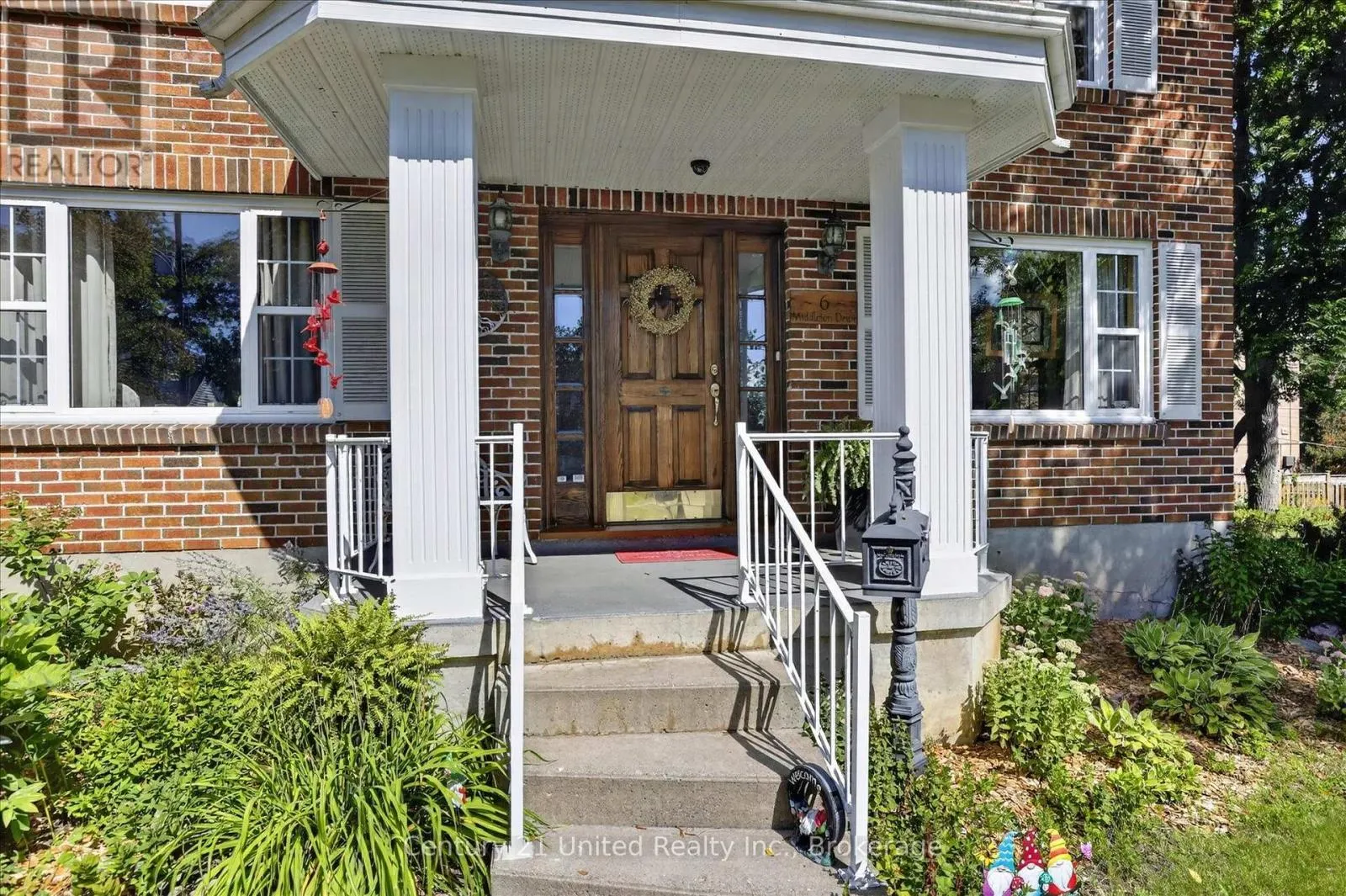 6 MIDDLETON DRIVE