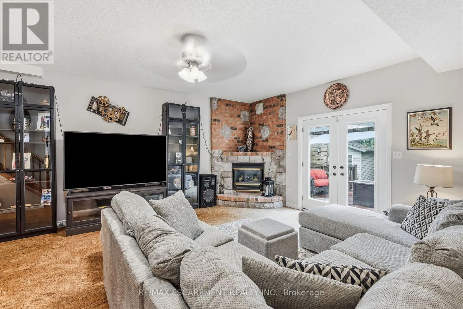 125 LANGLAW DRIVE