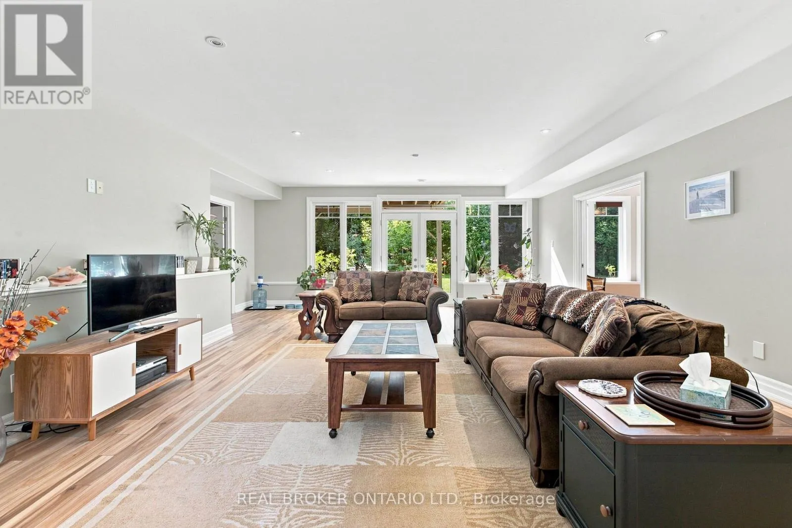 3475 TORWOOD DRIVE