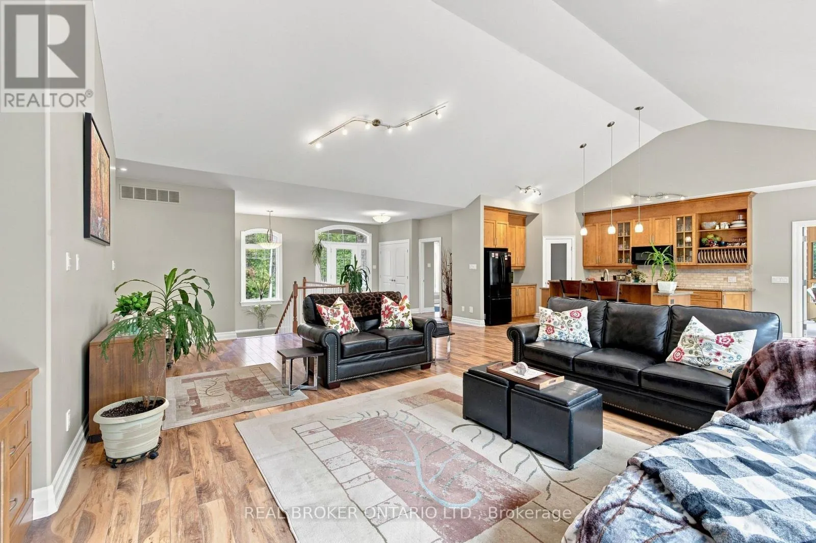 3475 TORWOOD DRIVE