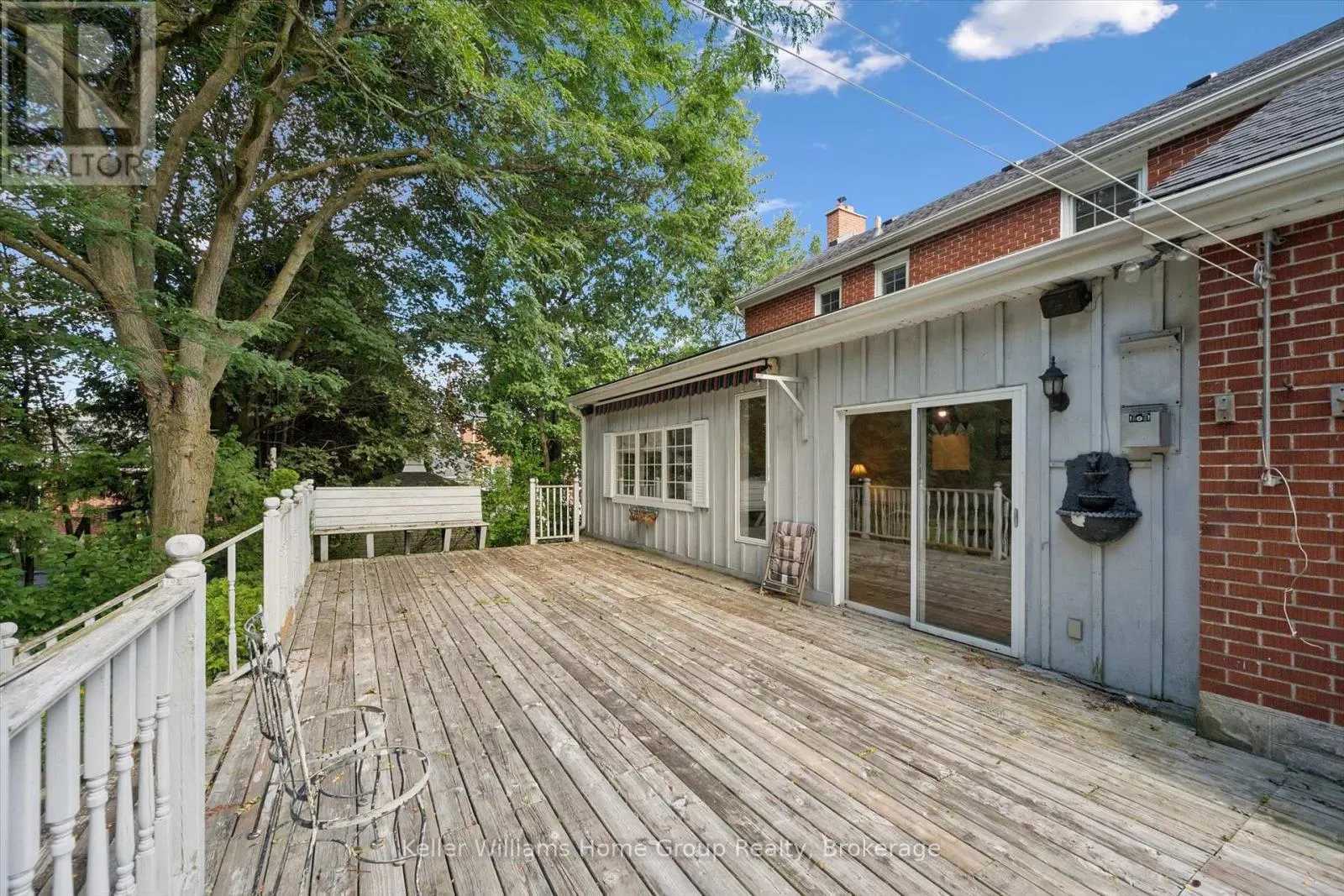 225 ELORA STREET