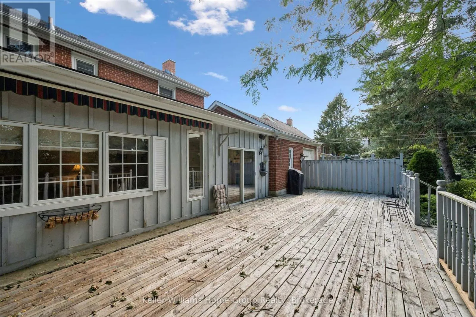 225 ELORA STREET