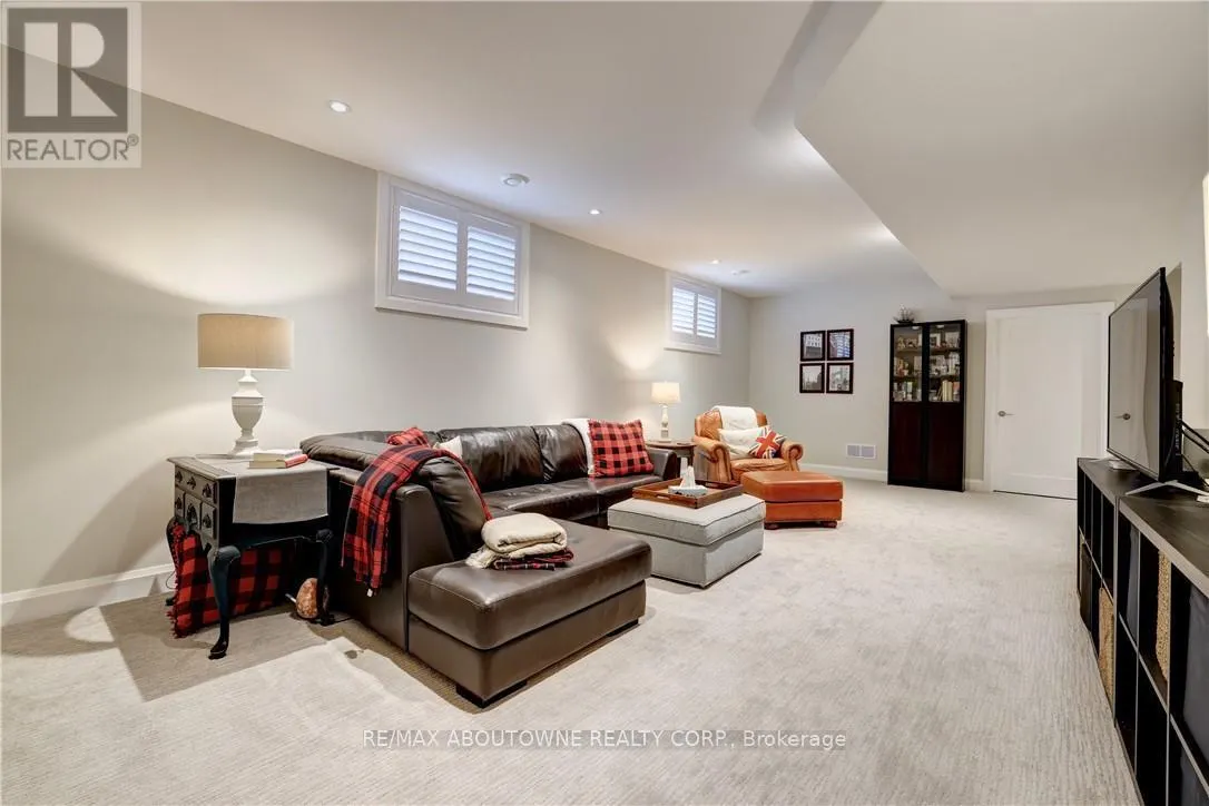 3352 WHISPERING WOOD TRAIL