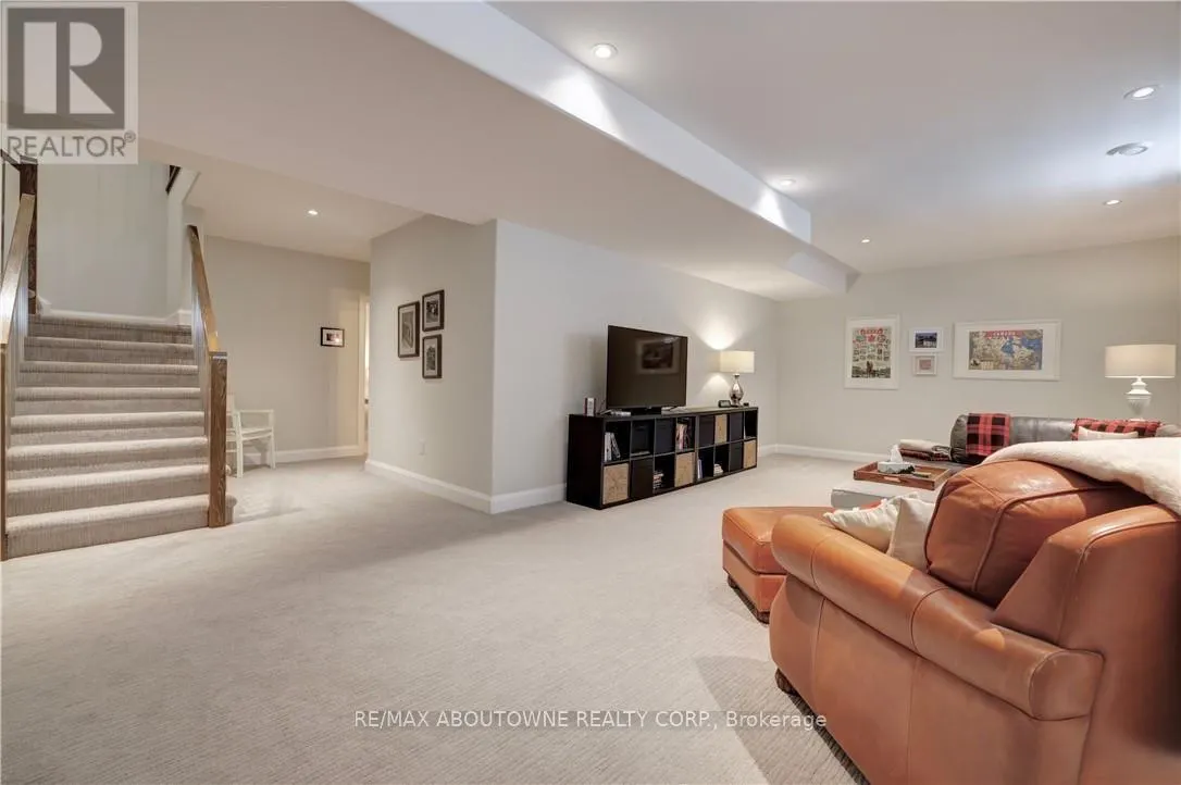 3352 WHISPERING WOOD TRAIL