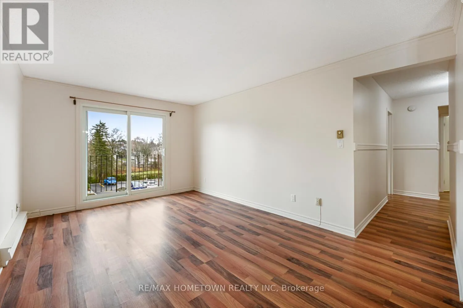 17 - 6 CHARLOTTE PLACE