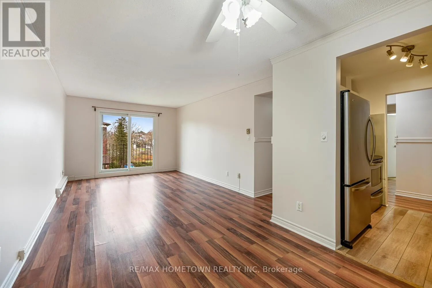 17 - 6 CHARLOTTE PLACE