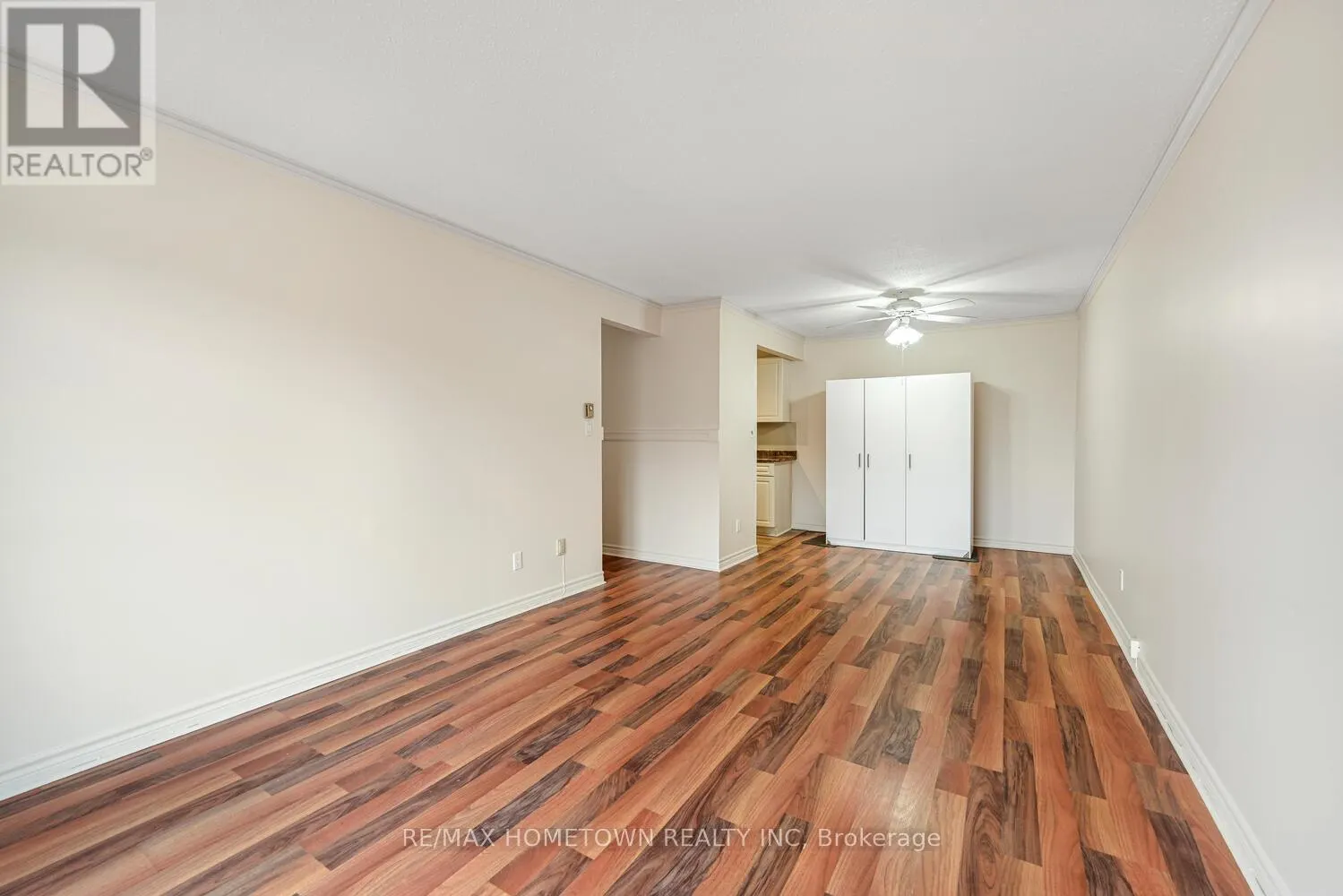 17 - 6 CHARLOTTE PLACE