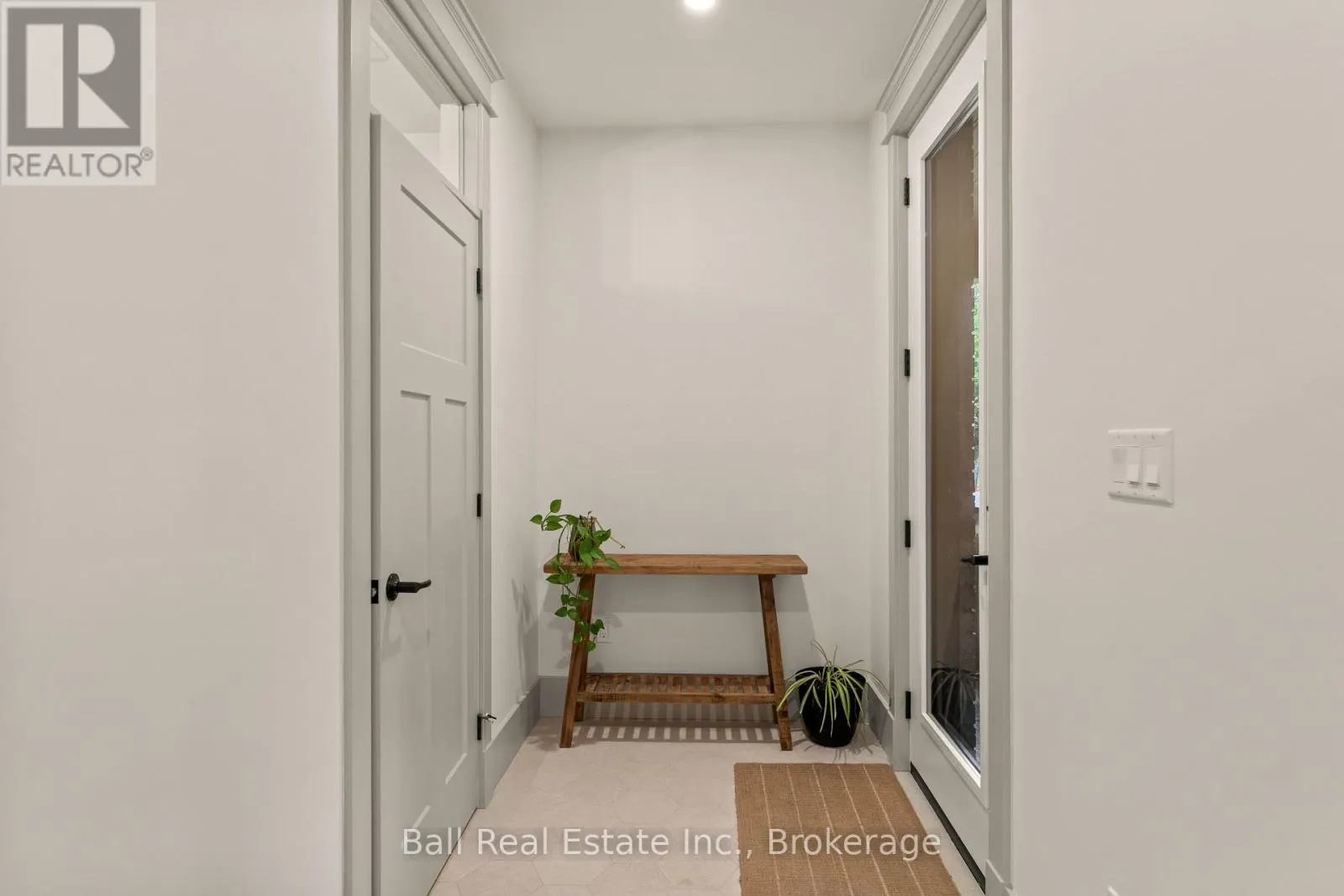 149 ELLWOOD CRESCENT