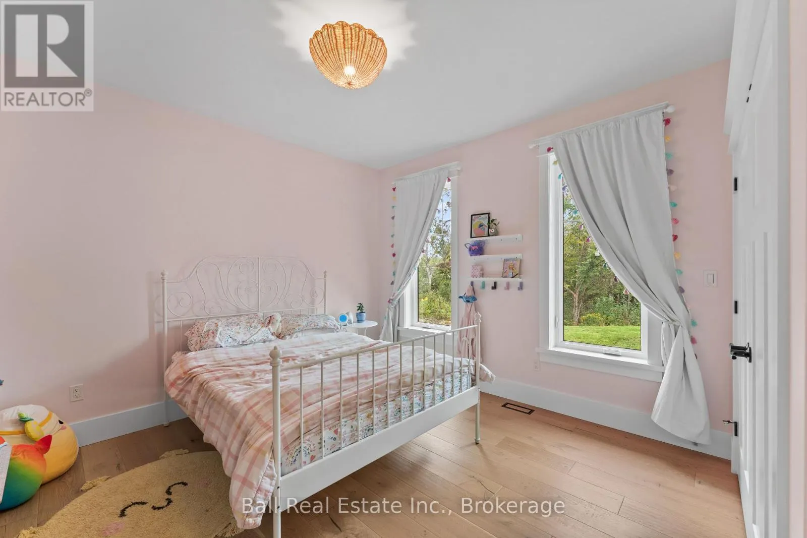 149 ELLWOOD CRESCENT