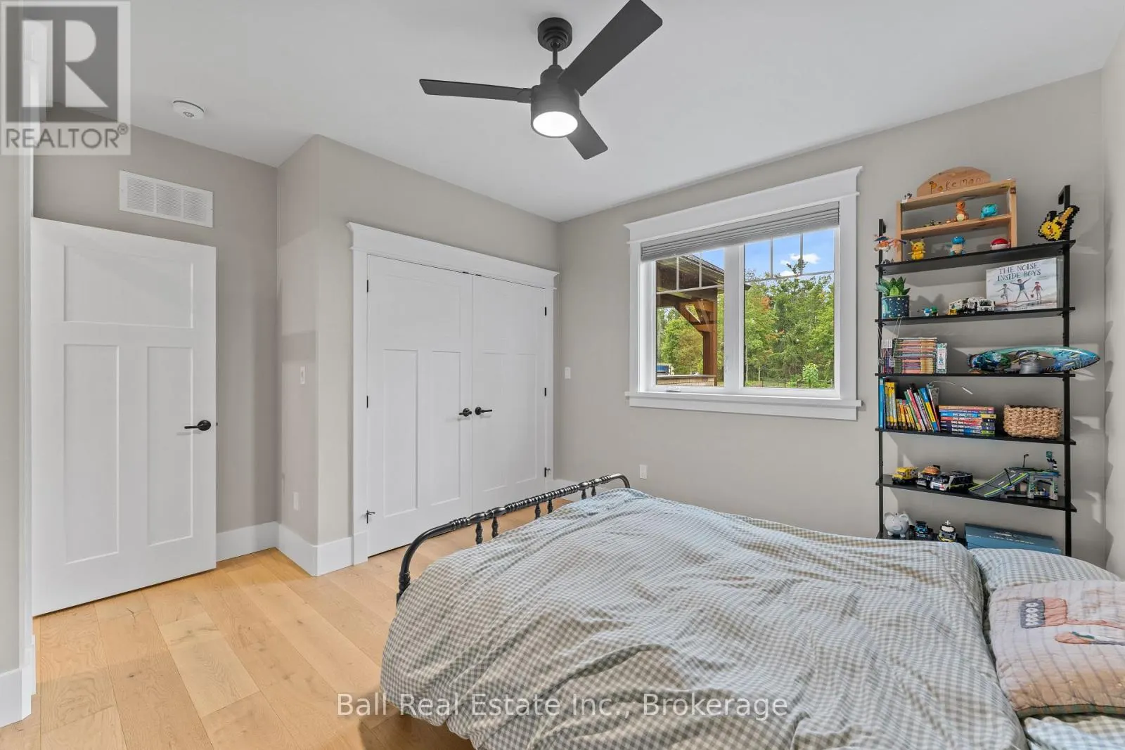 149 ELLWOOD CRESCENT