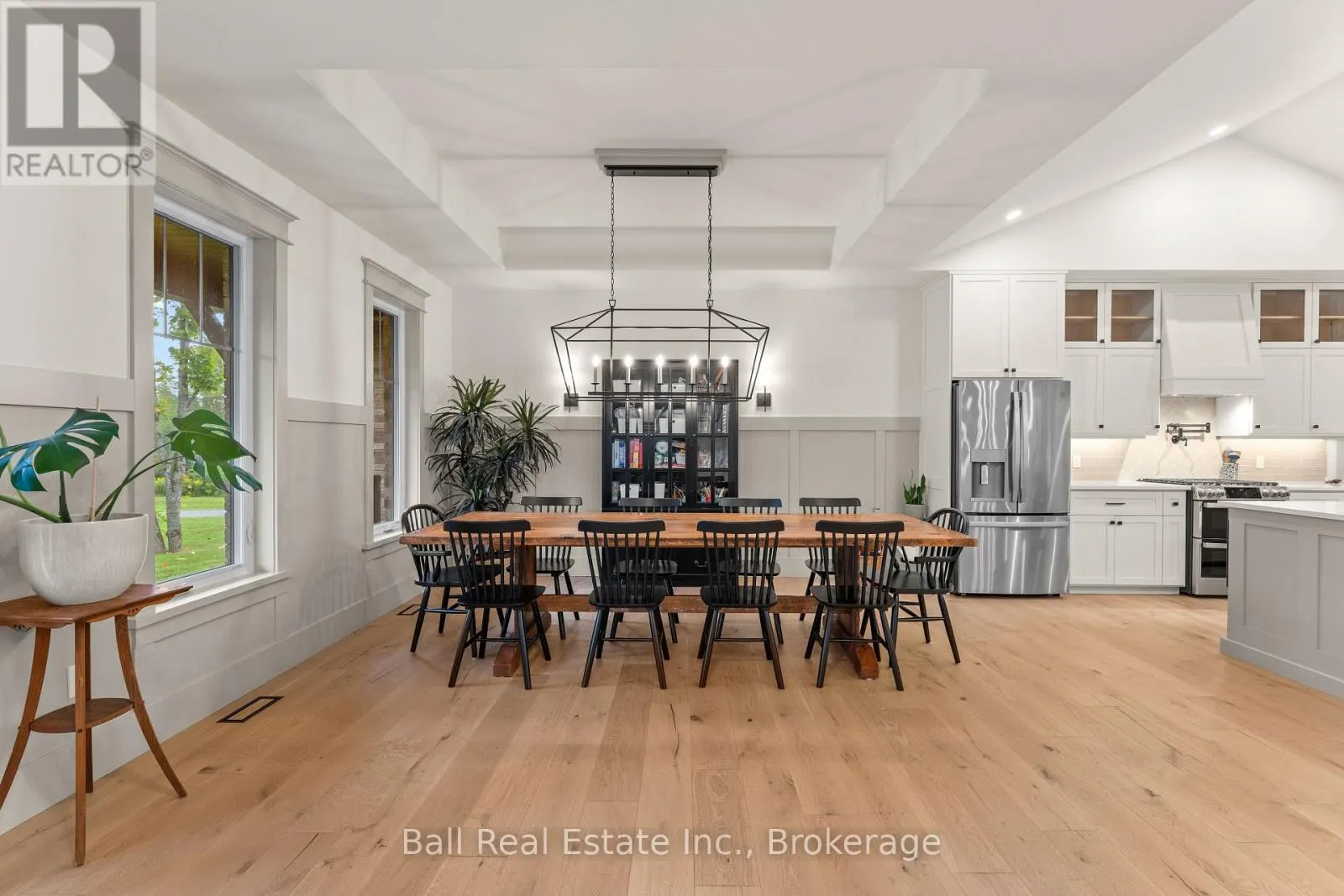 149 ELLWOOD CRESCENT