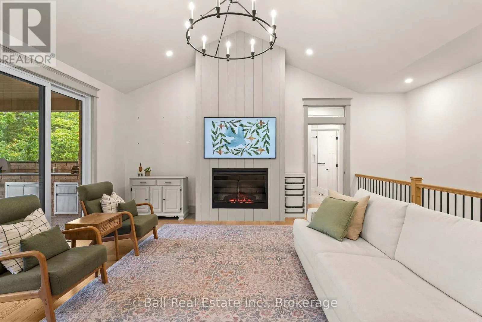 149 ELLWOOD CRESCENT