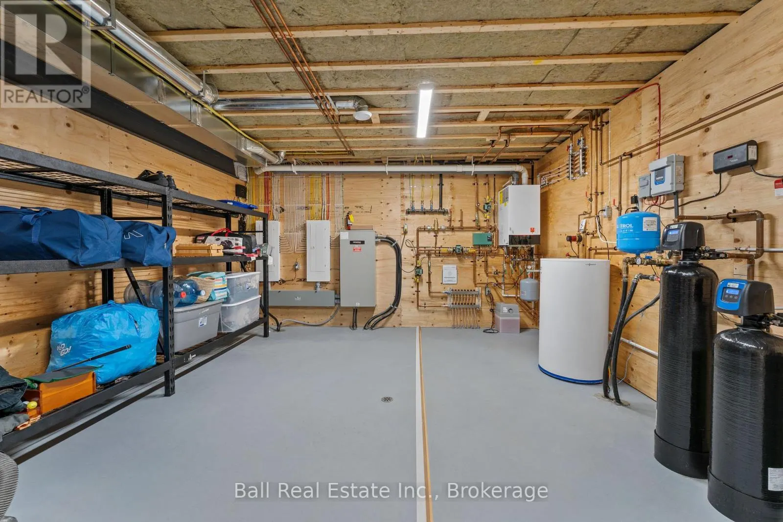 149 ELLWOOD CRESCENT