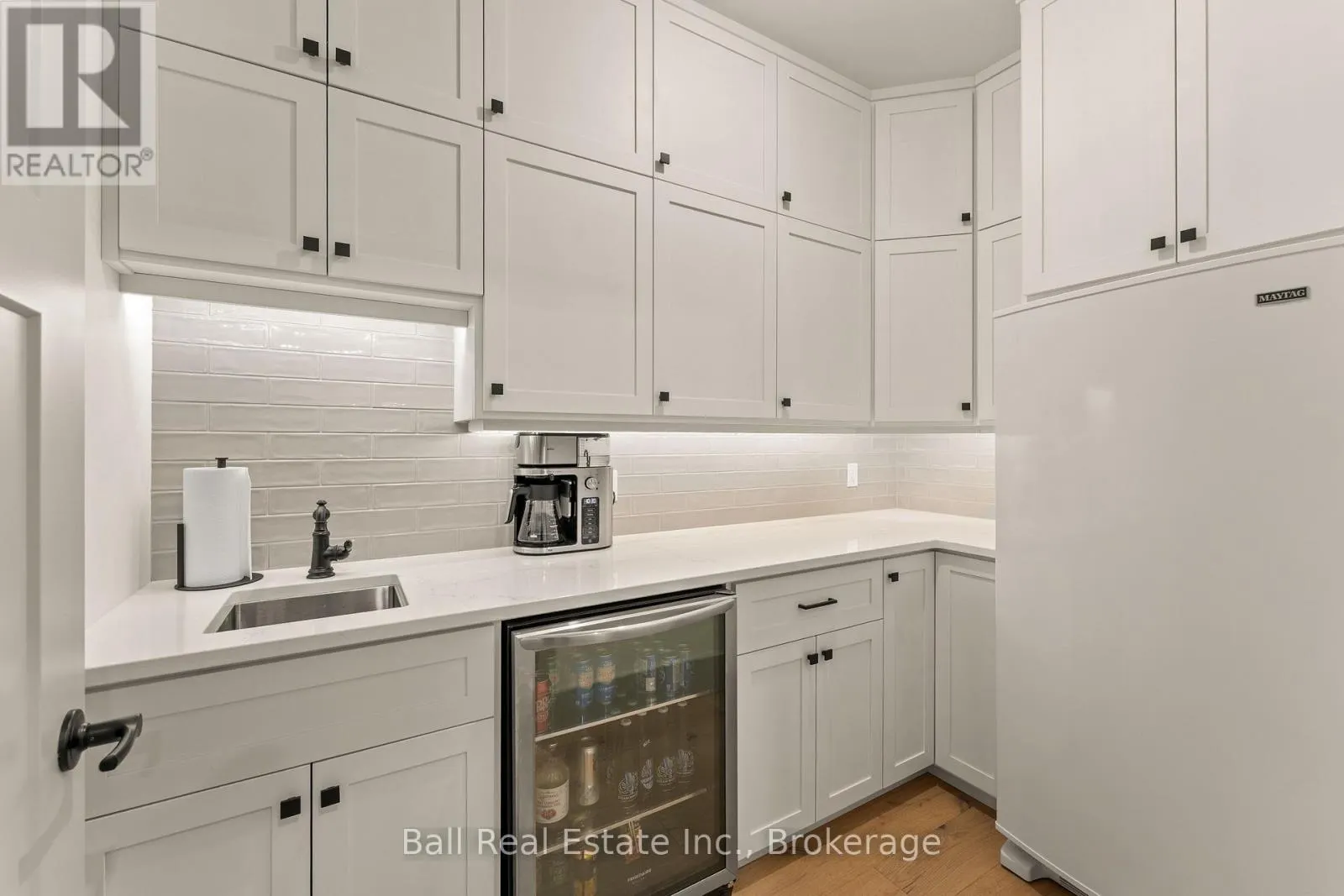 149 ELLWOOD CRESCENT