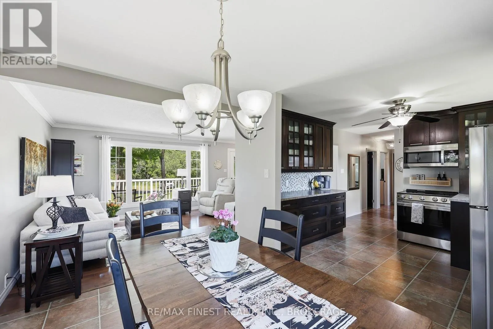 598 PETWORTH ROAD