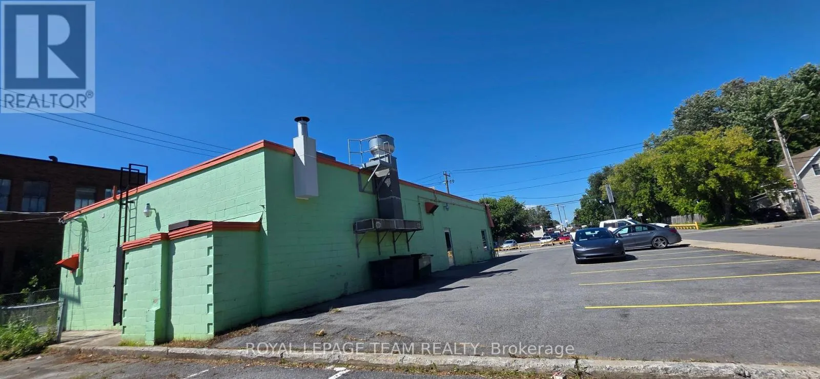 18 THIRD STREET E
