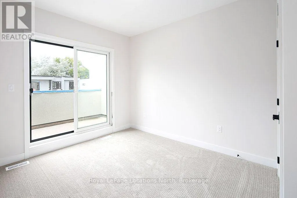 127 YVONNE CRESCENT