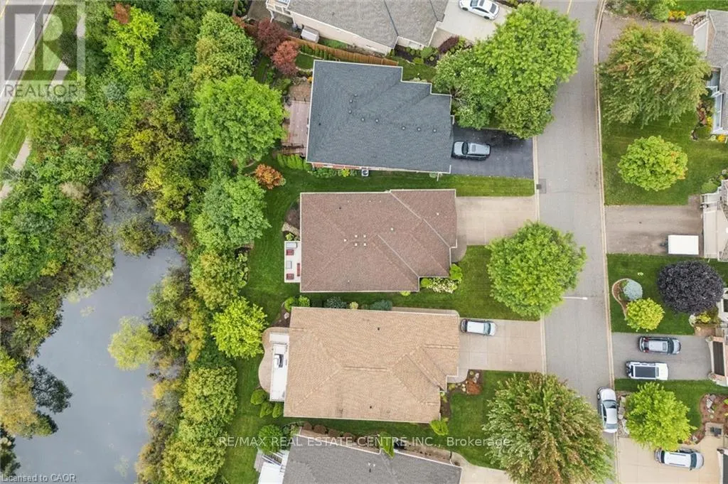 555 KILLBEAR COURT