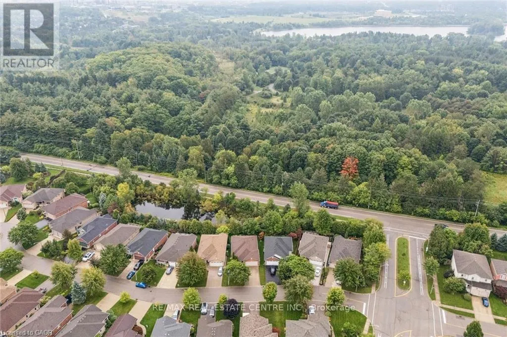 555 KILLBEAR COURT