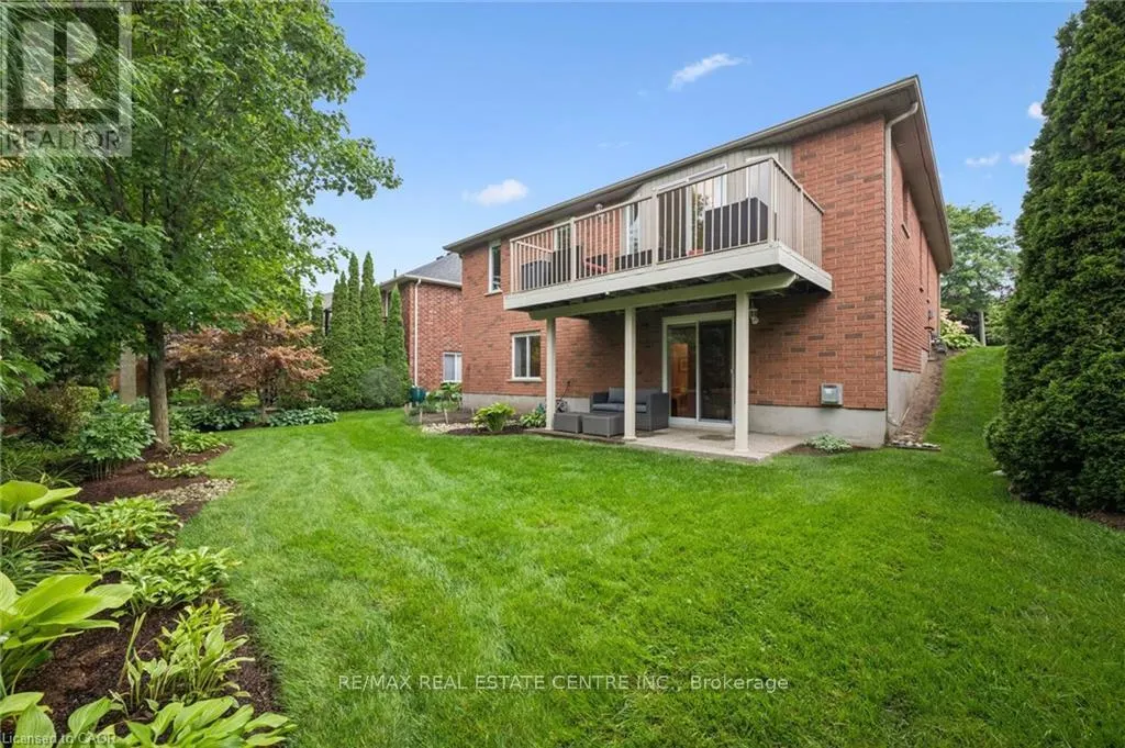 555 KILLBEAR COURT
