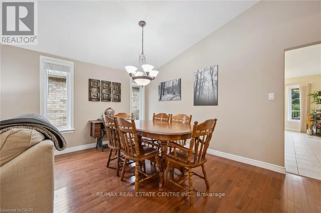 555 KILLBEAR COURT