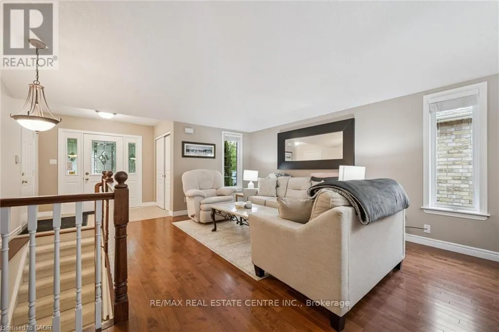 555 KILLBEAR COURT