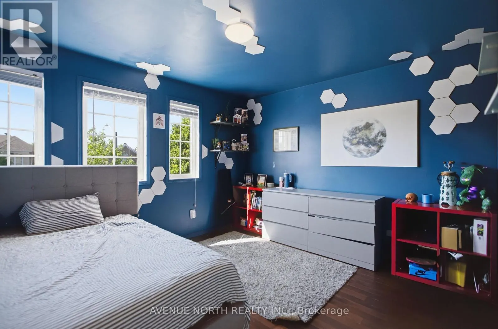 556 MAZARI CRESCENT