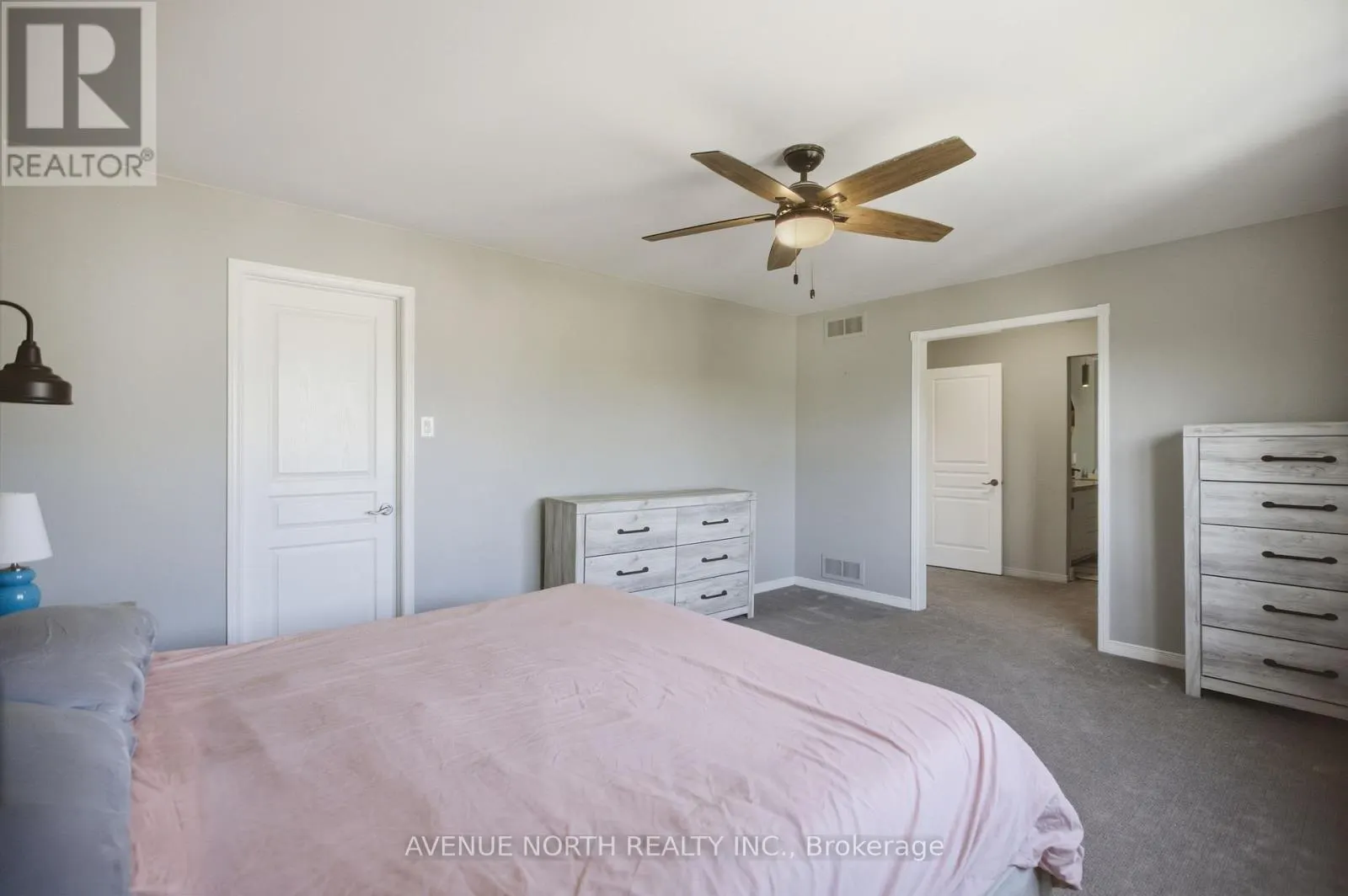 556 MAZARI CRESCENT